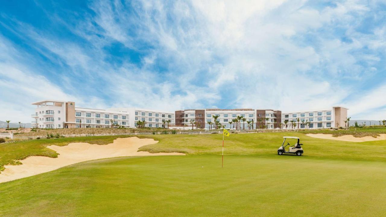 Hyatt Place Taghazout Bay Екстериор снимка Golf course at the resort