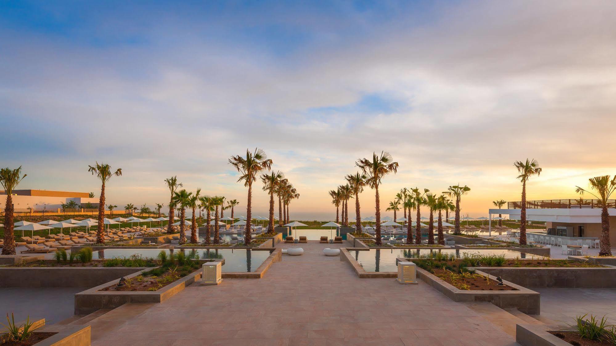 Hyatt Place Taghazout Bay Екстериор снимка The resort's main promenade